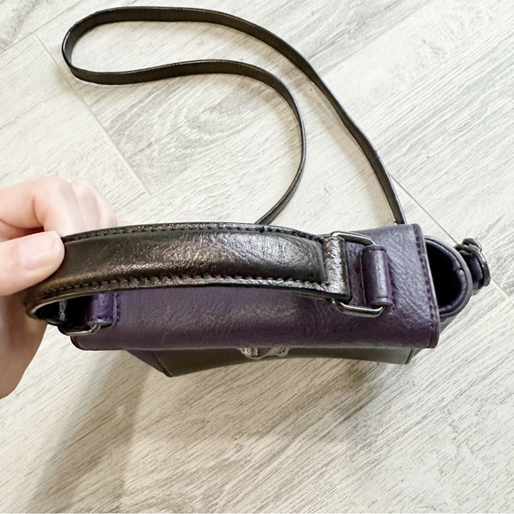 Disney Parks Haunted Mansion Bat Crossbody Purse - Picture 4 of 12